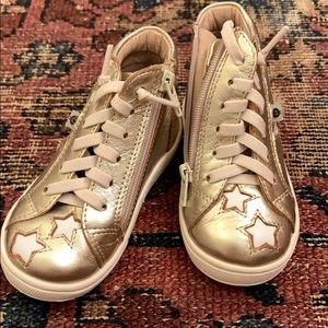 Toddler tennis shoes size 22